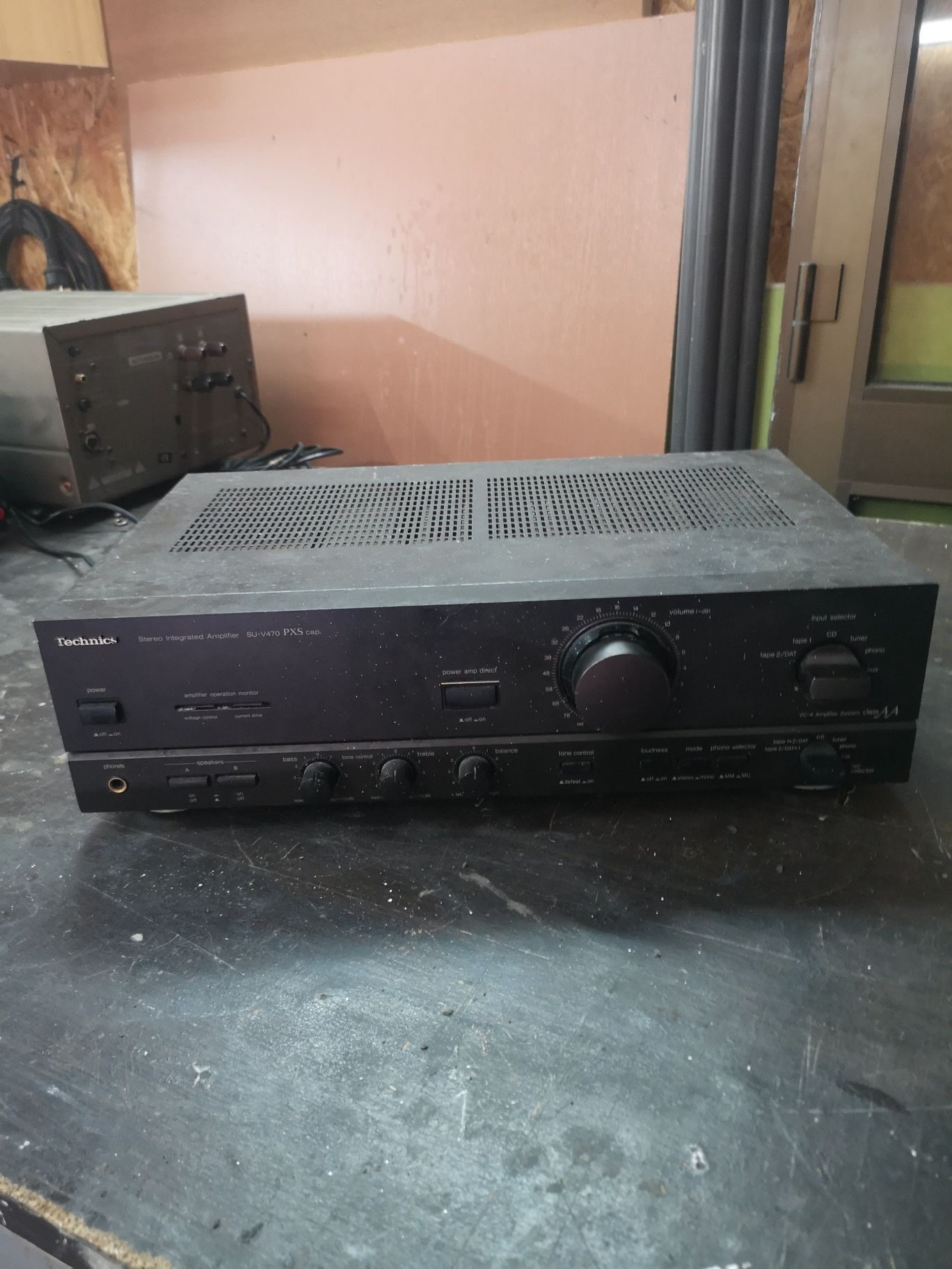 Amplificador tecnics