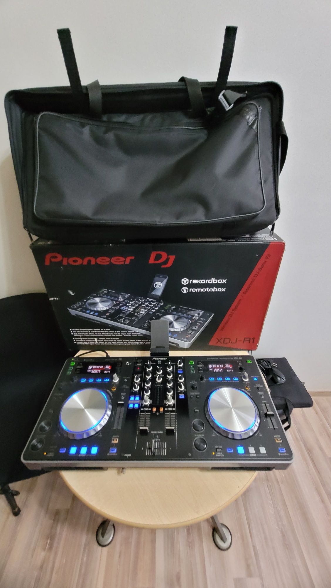 Pioneer dj xdj r1 + pokrowiec torba szyta na zamówienie  wartość 500zł