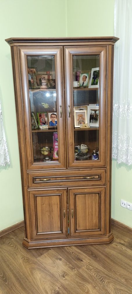 Przeszklona, klasyczna witryna do salonu CRUZ CW - 07 - szrokość 100 c