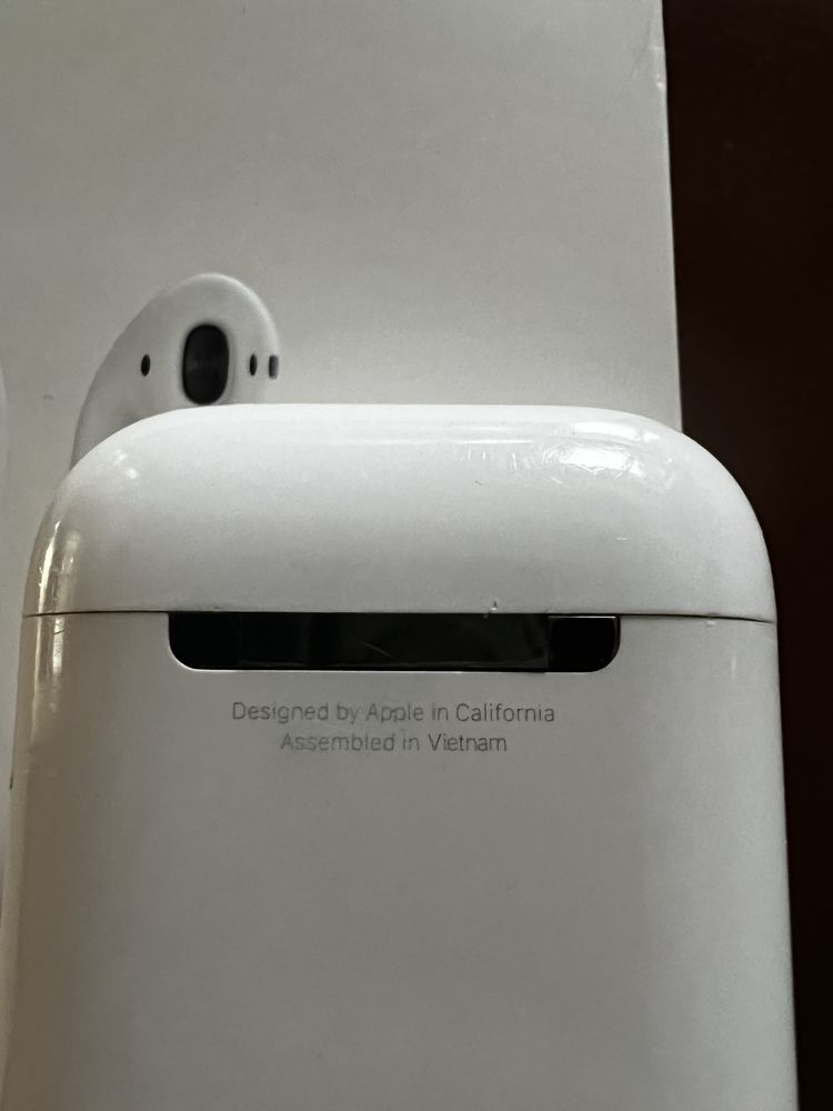 Apple Airpods 2 A2031 Sluchawki Bezprzewodowe Douszne True Wireless