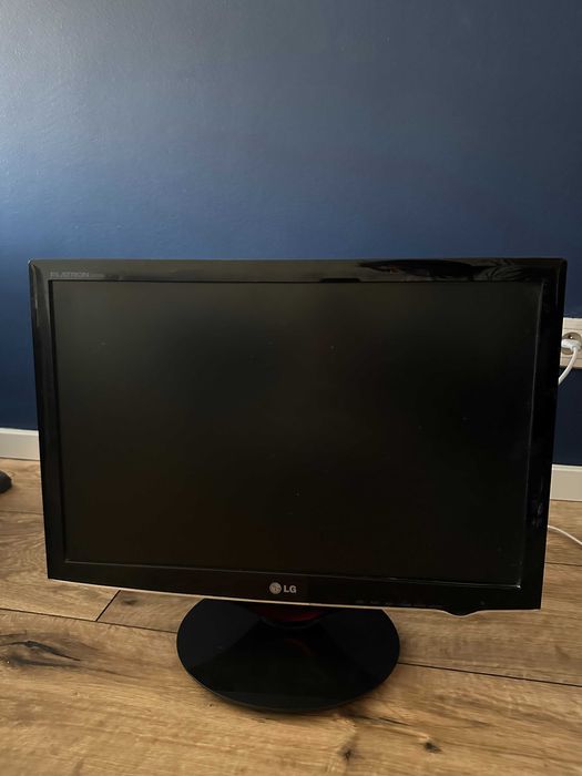 Monitor LG Flatron W2286L 22" – sprawny, w bardzo dobrym stanie