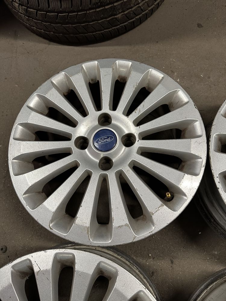 Alufelgi 4x108 16 Ford B Max Fiesta felgi srebrne lato zima