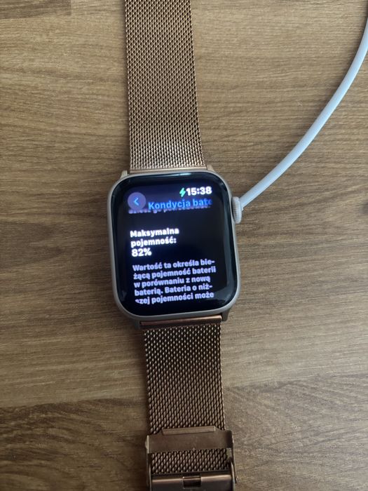 Apple Watch SE 2022 40 mm GPS + Cellular • pudełko