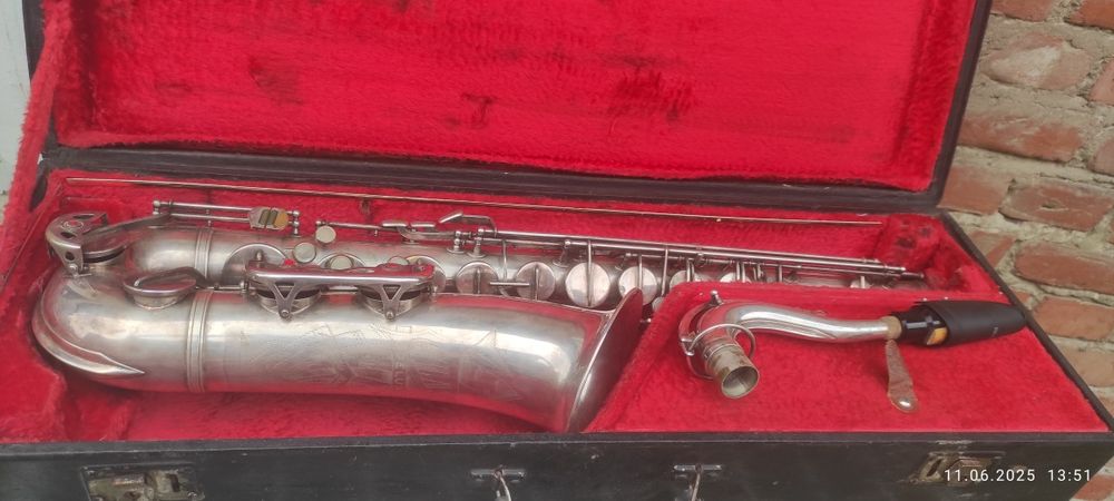 Саксофон альт, Amati