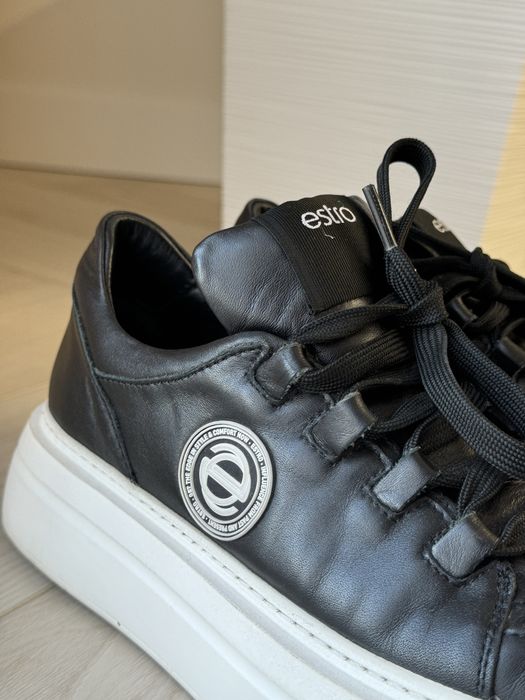 Кеди чорні шкіряні Estro 37 розмір