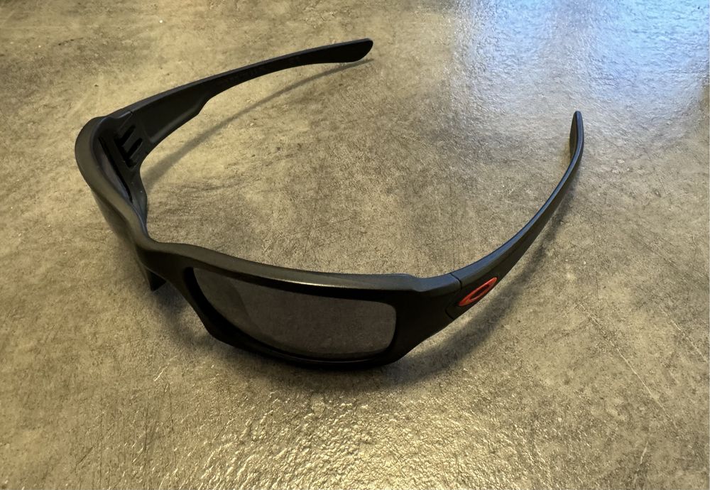 Okulary OAKLEY DUCATI z polaryzacją Fives Squared Sunglasses LEGENDA