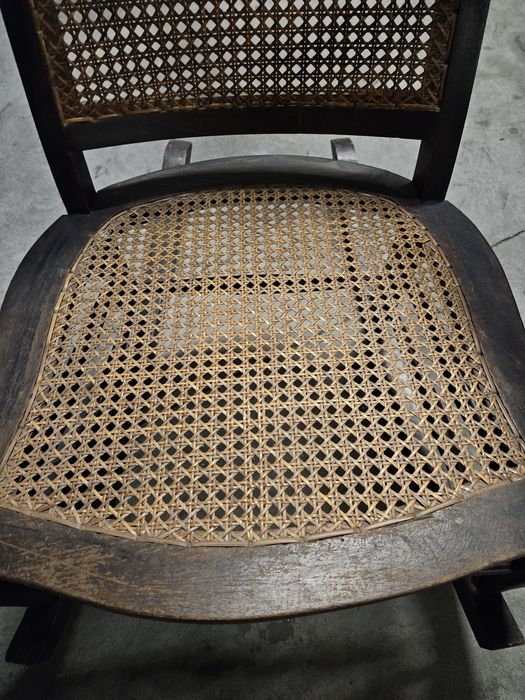 Cadeira de baloiço antiga