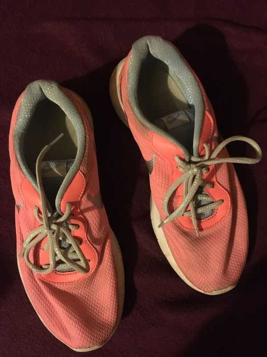 Nike adidasy buty sportowe trampki tenisówki fluo fluorescencyjne