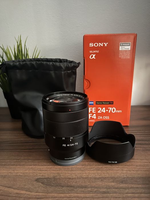 Sony Zeiss FE 24-70mm f/4