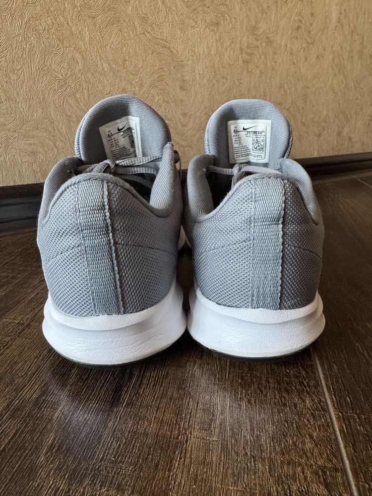 Кроссовки Nike Running оригинал 41р, кросівки Nike 41р, устілка 26,5см