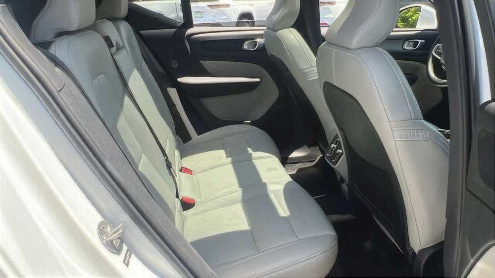 Volvo XC40 T4 Inscription      2022