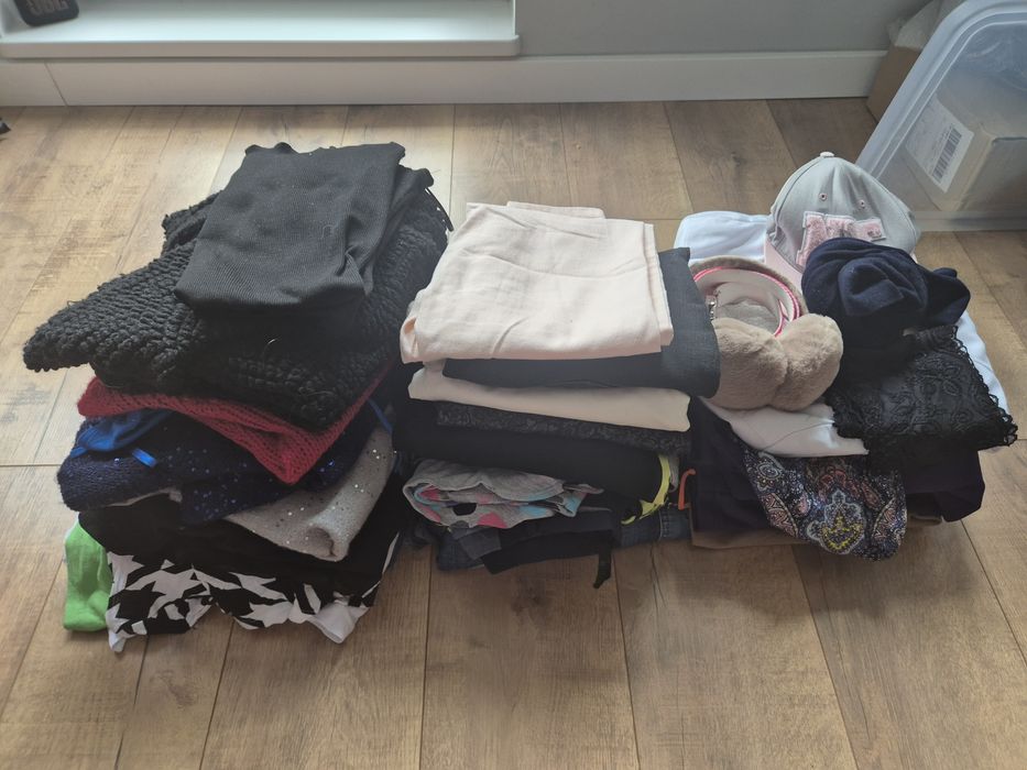 Paka 45 ubrań damskich w rozmiarze S/36