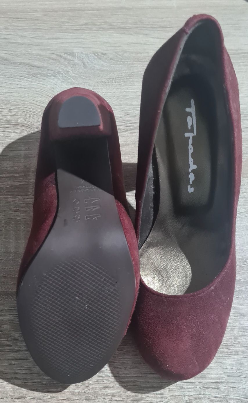Sapatos Bordeaux