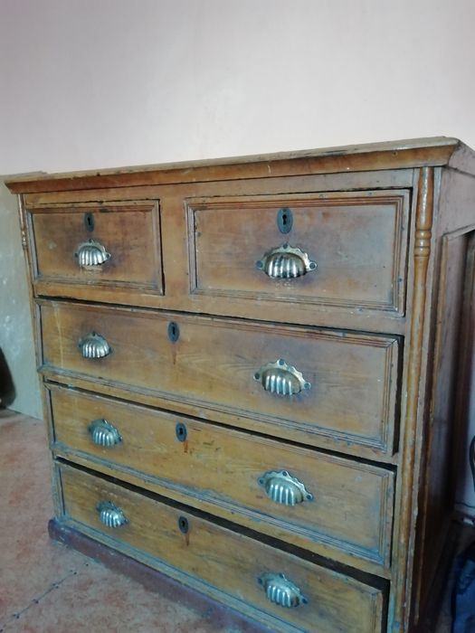 Мебель камод ручной сборки