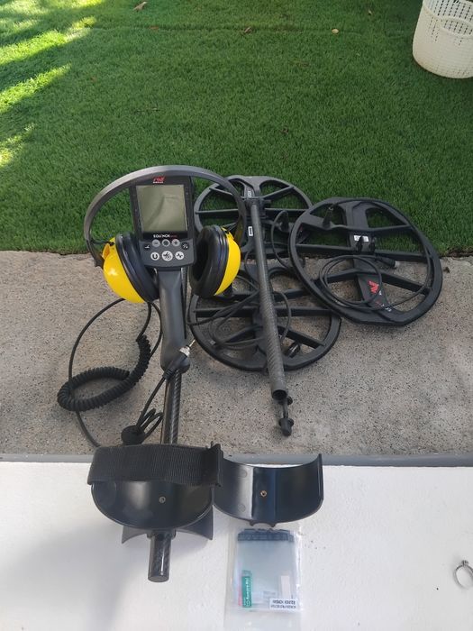 Detetor de metais Minelab Equinox 600