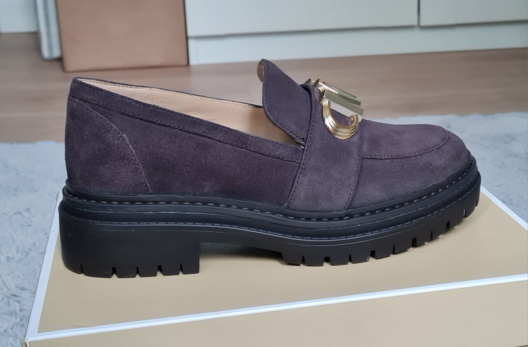 Buty Michael Kors Loafers Brązowe mokasyny zamszowe damskie 36