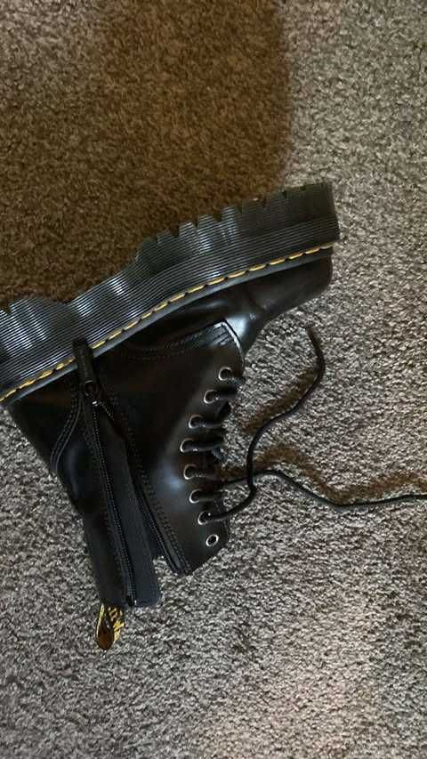 Botas Dr Martens plataforma Jadon 8 smooth black leather