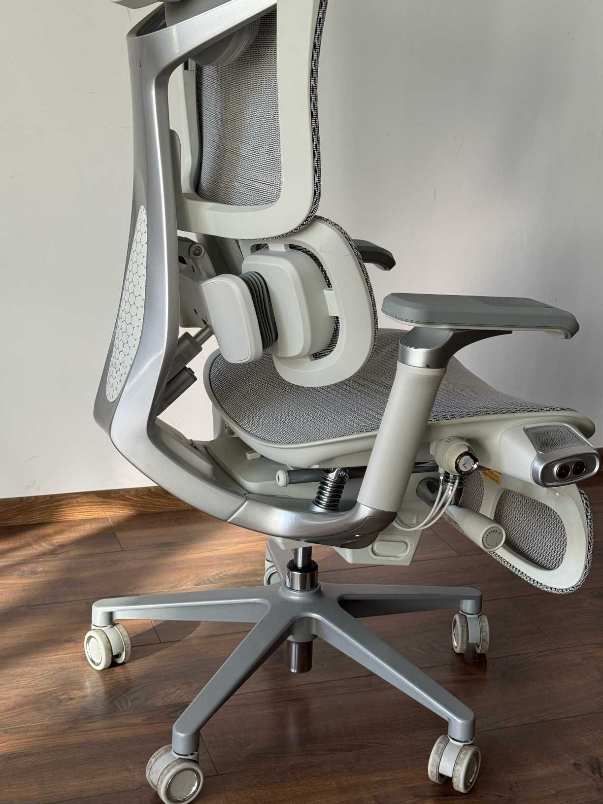 Sihoo T6 Smart Ergonomic Chair — стілець