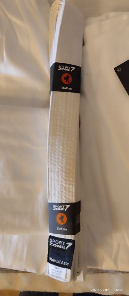 Kimono karate 190 cm em bom estado