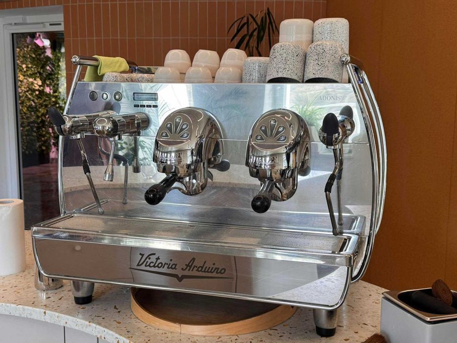 Ekspres do kawy Victoria Arduino Adonis II 2GR Silver
