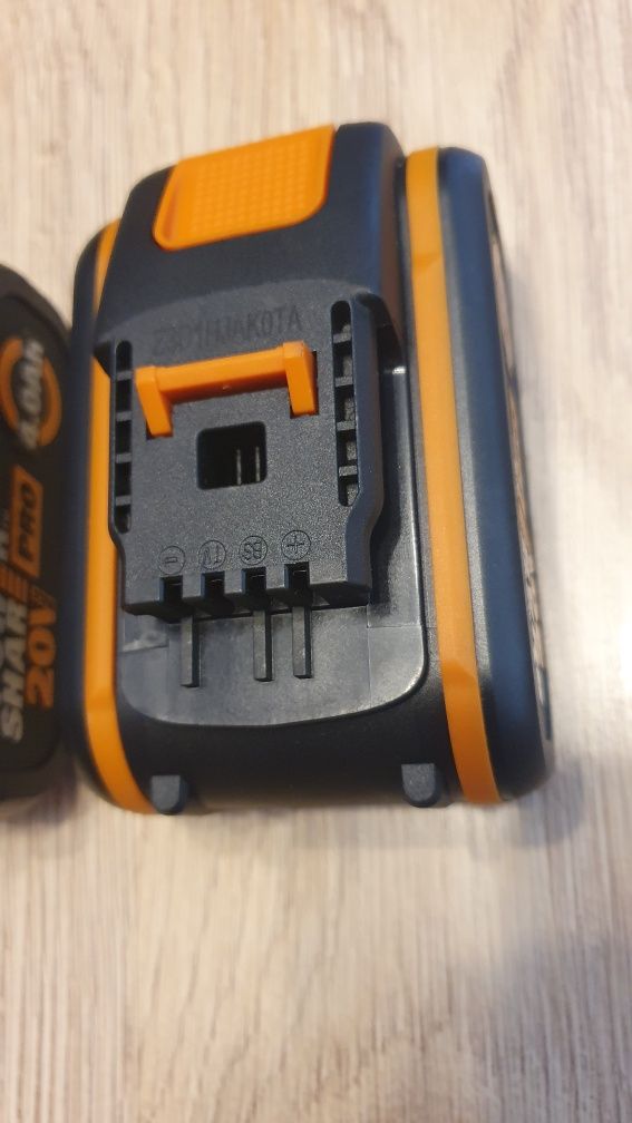 Zestaw WORX akumulator 2x 4,0 Ah + podwójna ładowarka Nie używane 2024