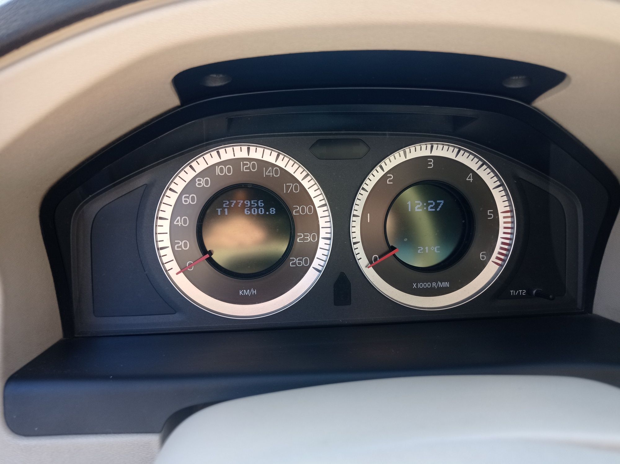 Volvo S 80.   2.4 D.
