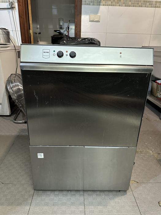 Maquina de lavar Loiça ( nova )