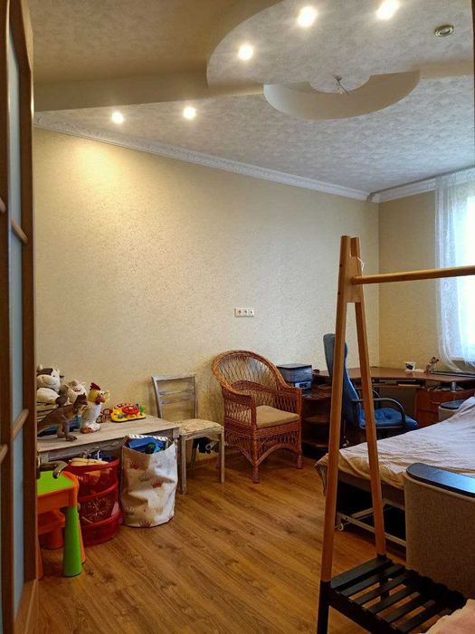 Современный новый дом с ремонтом в Бабаях, 5 км от Харькова