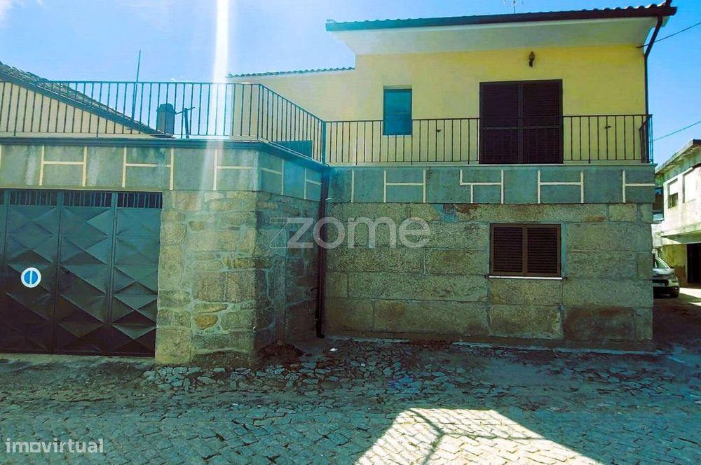 Moradia T3 em Cimo de Vila da Castanheira