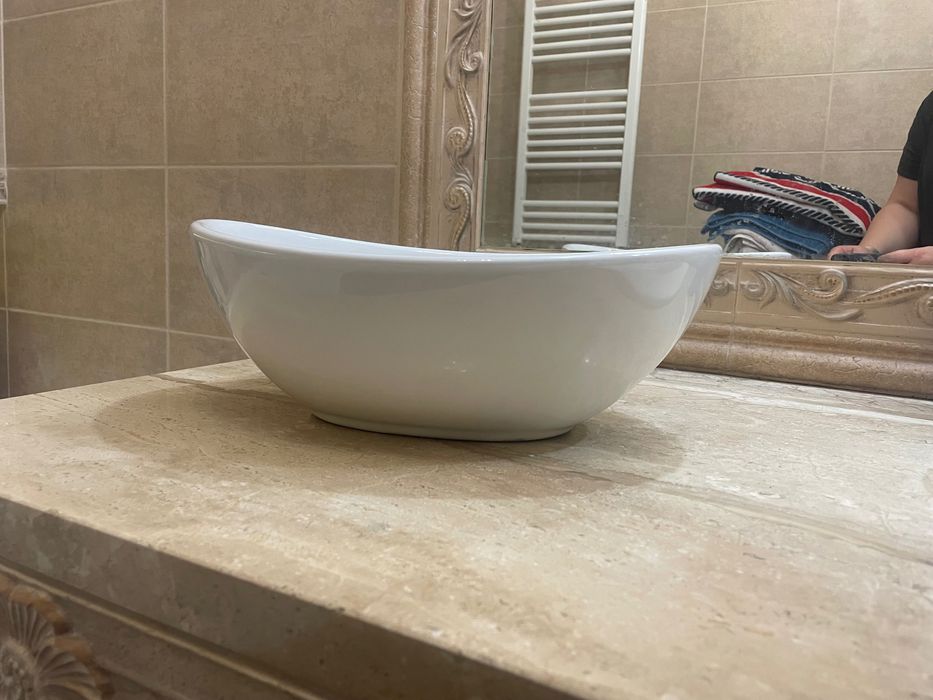 Umywalka nablatowa rea Sofia mini