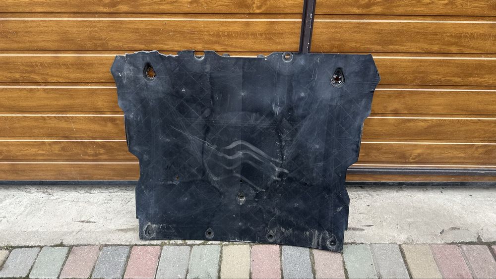 Захист переднього підрамника tesla model  3/Y