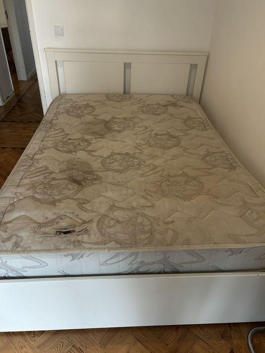 Vendo cama + estrado