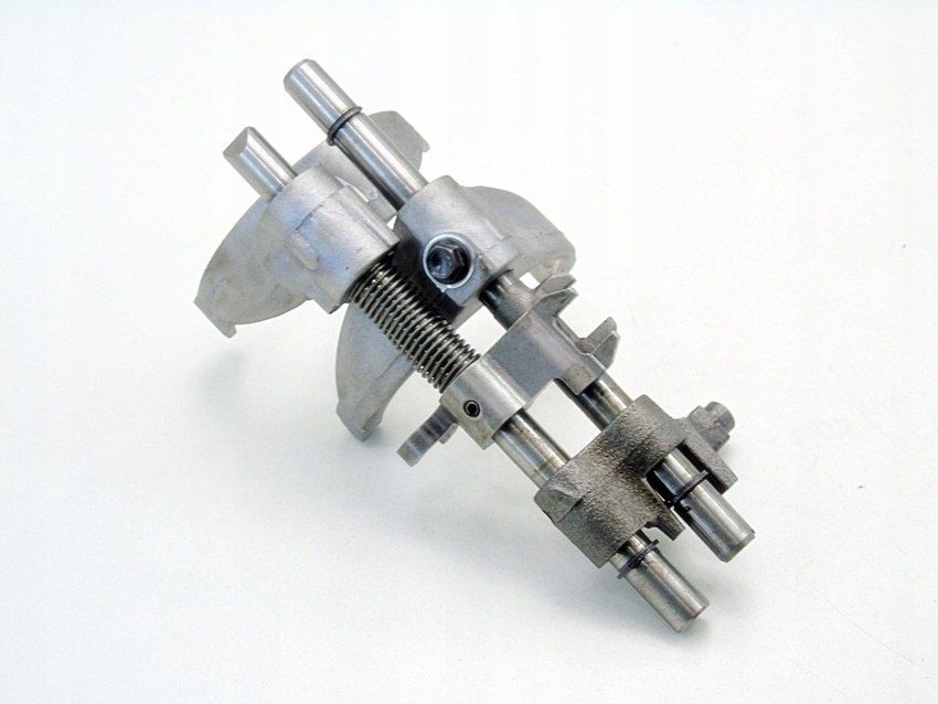 Wybierak Wodzik Przesuw Skrzyni Biegów 20Tt01 1.0 Iq Yaris Aygo C1 107