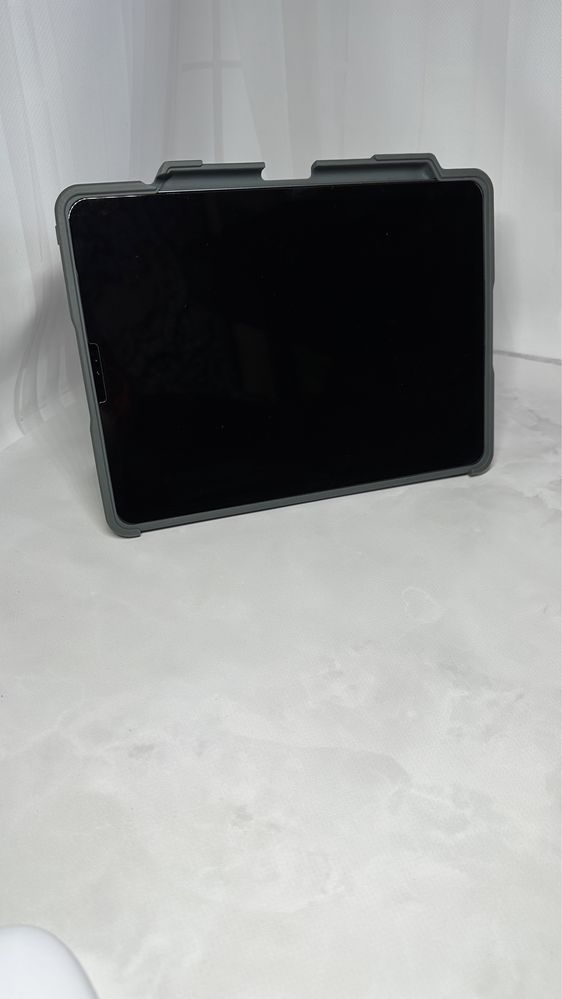 Apple iPad Pro 11 Wi-Fi 64GB Space Gray A1980