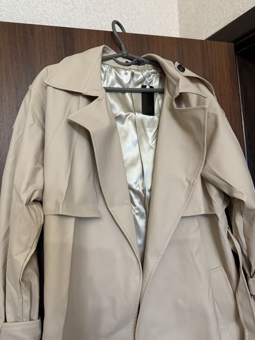 Шкіряний тренч