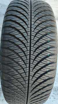 Opona Całoroczna 215/55/17 Goodyear 8mm 2021r Jak Nowa