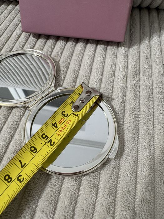 Metalowe lusterko kieszonkowe