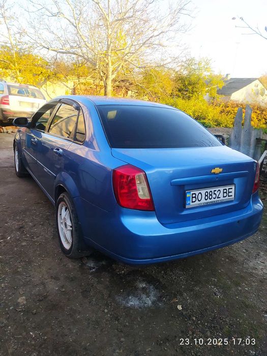 Продам Шевроле Лачетті