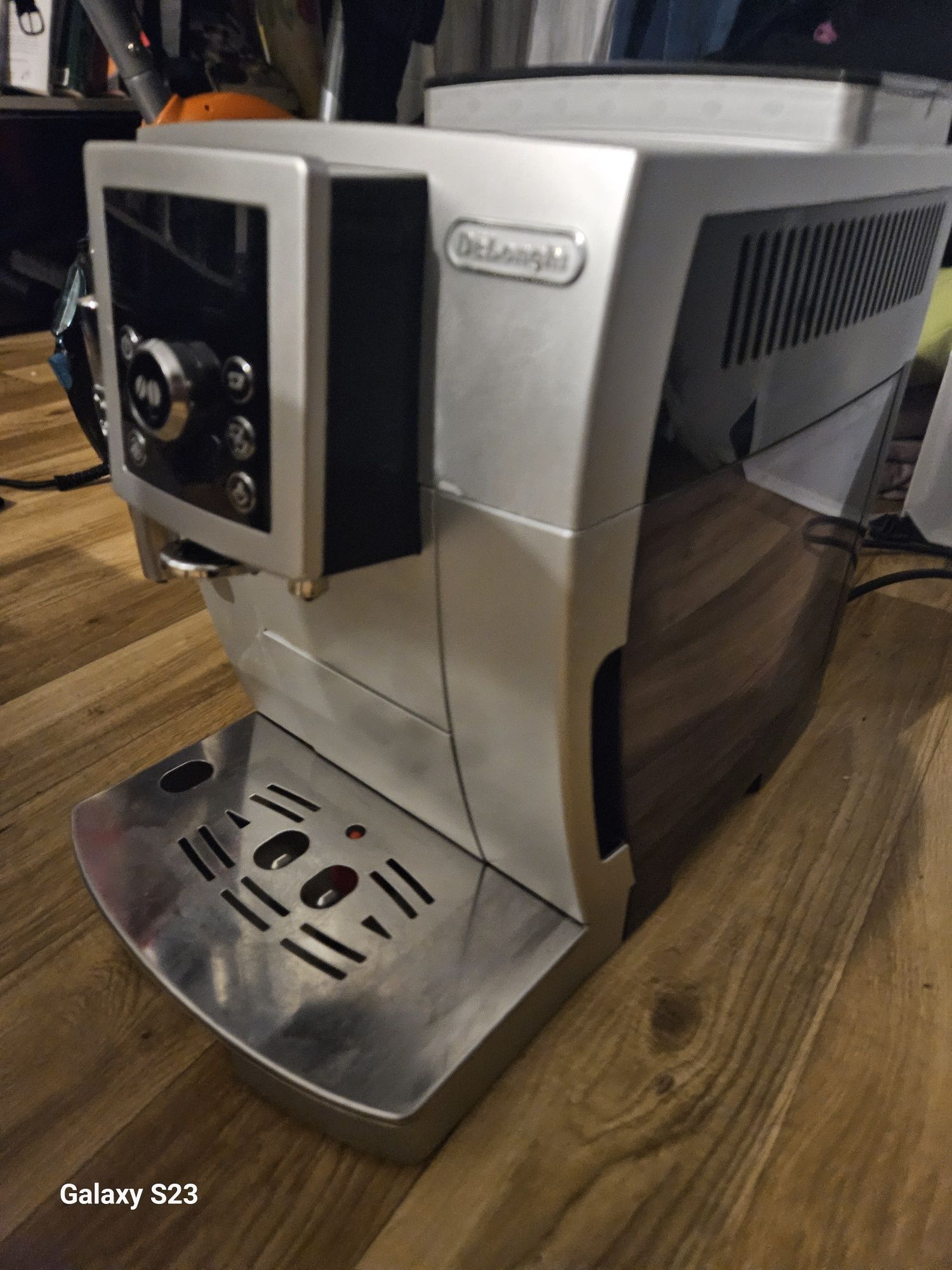Ekspres Delonghi