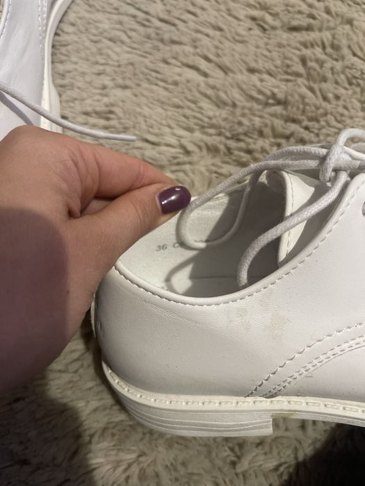 Buty biale dla chłopca na komunie wesele bal itp 36