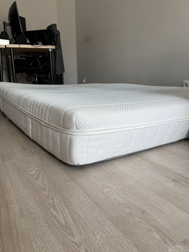 Colchao Casal Seminovo Ikea