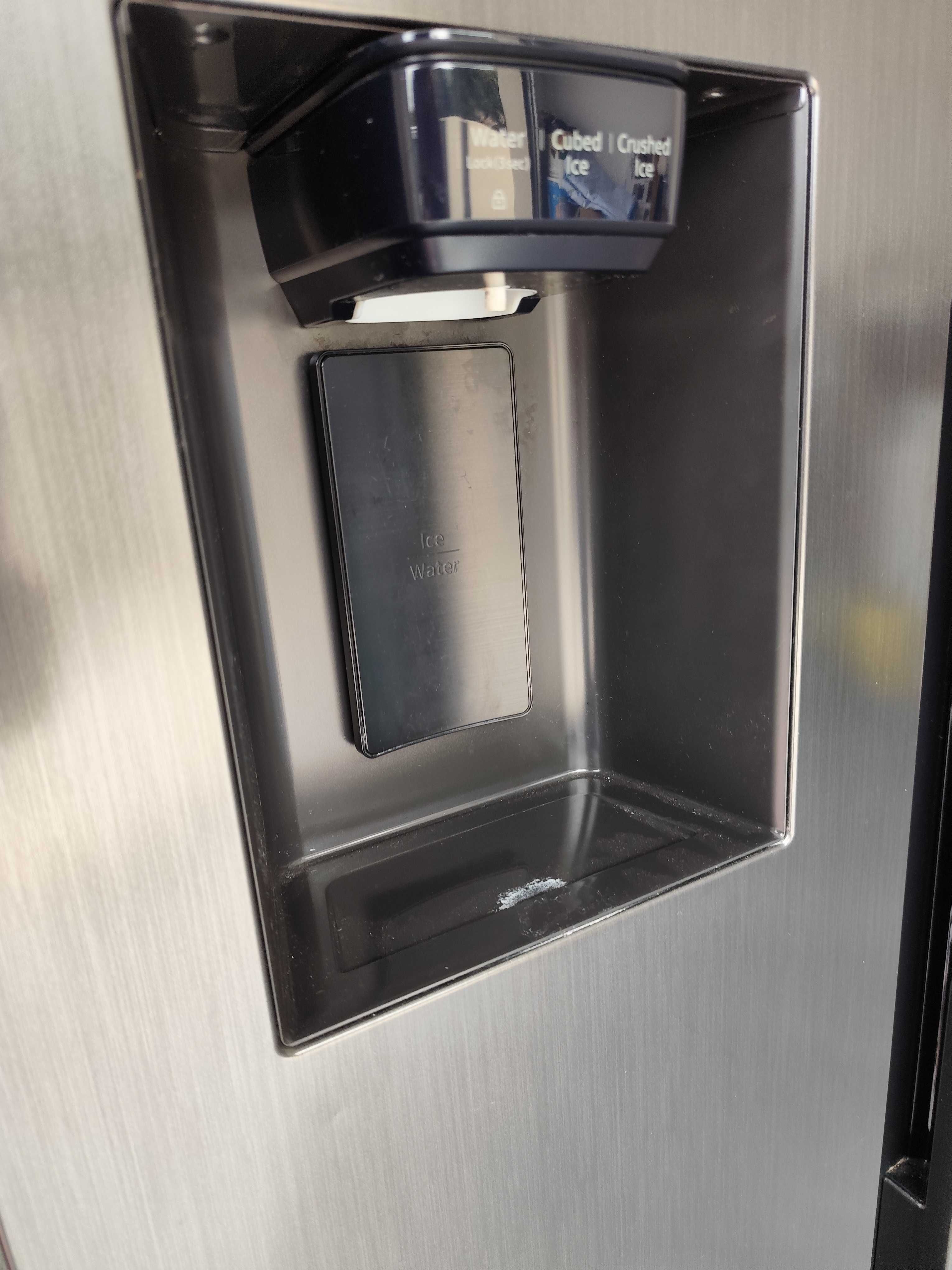 Frigorífico Americano RS68A8821B1 (avariado)