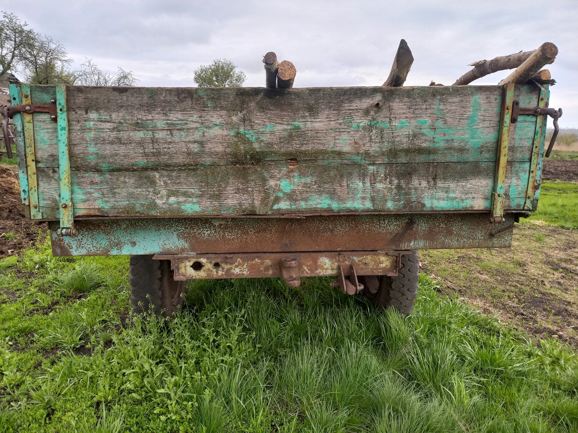 Одноосный прицеп 1ПТС2