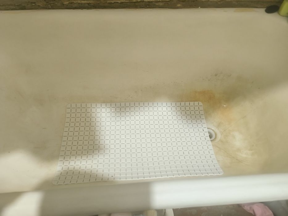 Віддам даром чаввунну ванну. Самовивіз.