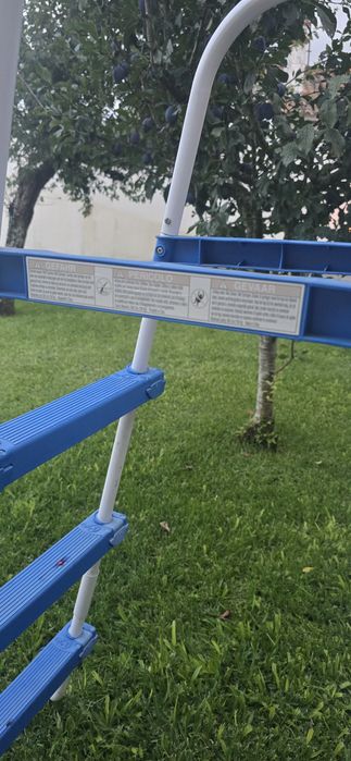 Escada para piscina