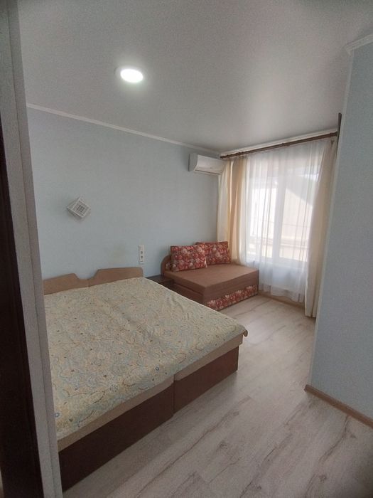 Дома в  Крыжановке  на любой период времени до лета.