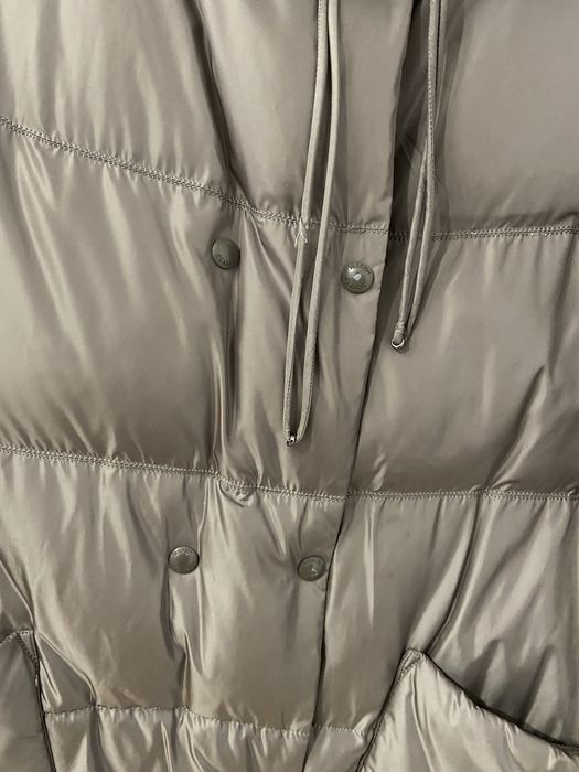 Пуховик зимовий , плащ