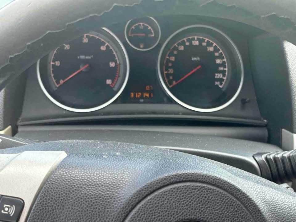 Opel Astra H 1.7  2008r.