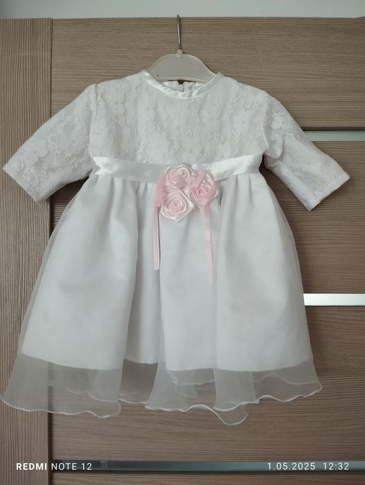 Sukienka na chrzest dla dziewczynki 62-68