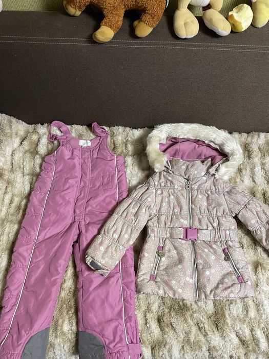 Продам зимовий комбінезон для дівчинки